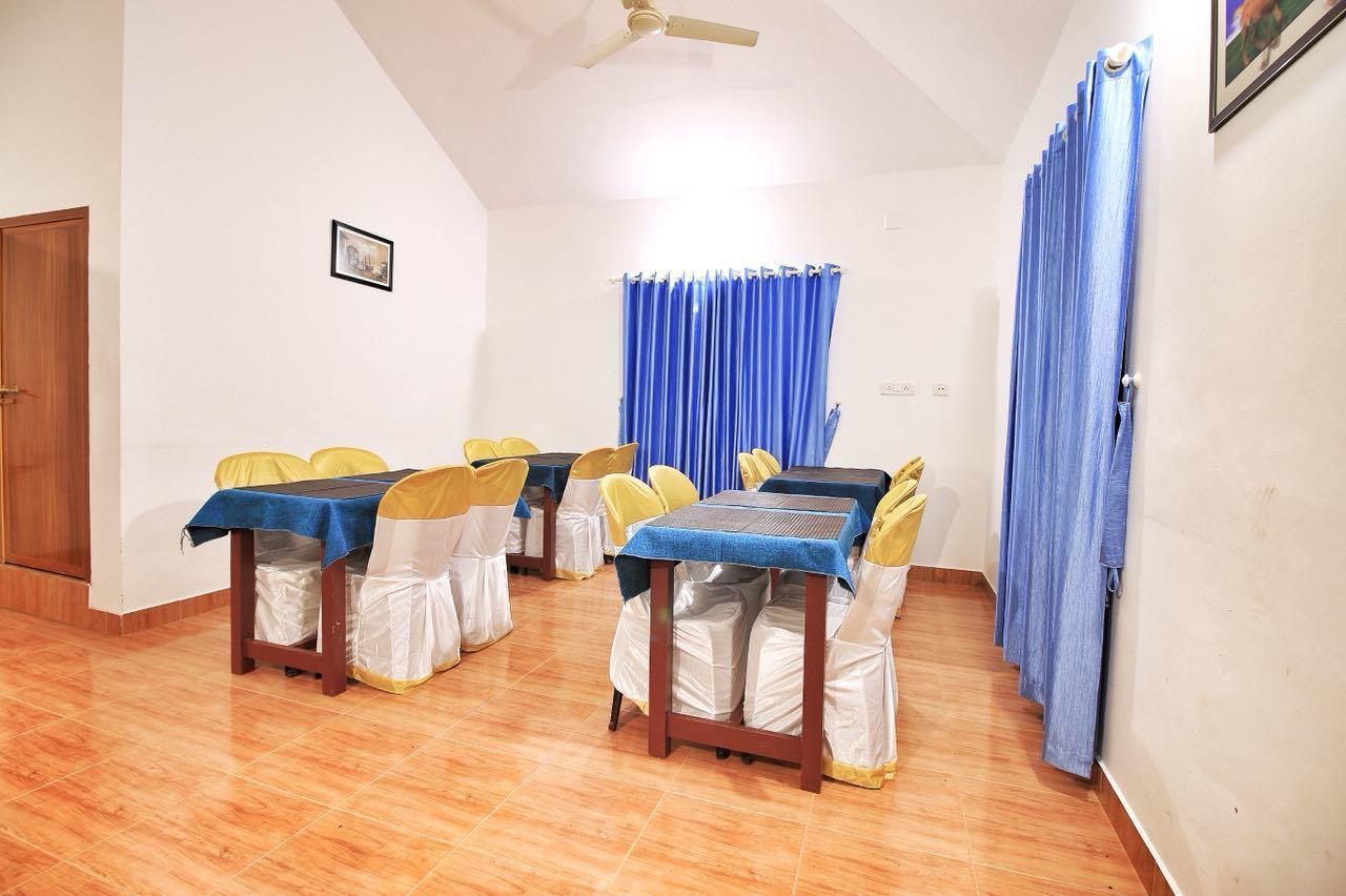 Three Roots Holiday Home Resort Sultan Bathery Extérieur photo